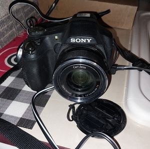 Sony Cyber Shot 16.2 HD
